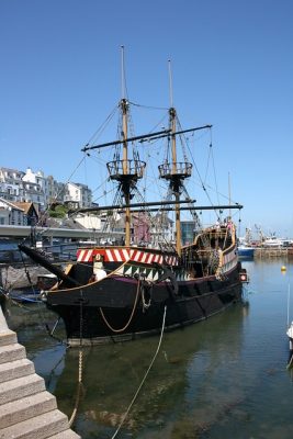 The Golden Hind-Life in the UK test-Testpreptraining.com